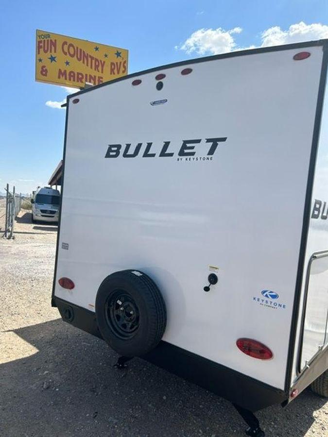 2025 Keystone RV Bullet Classic Travel Trailers 1840RB