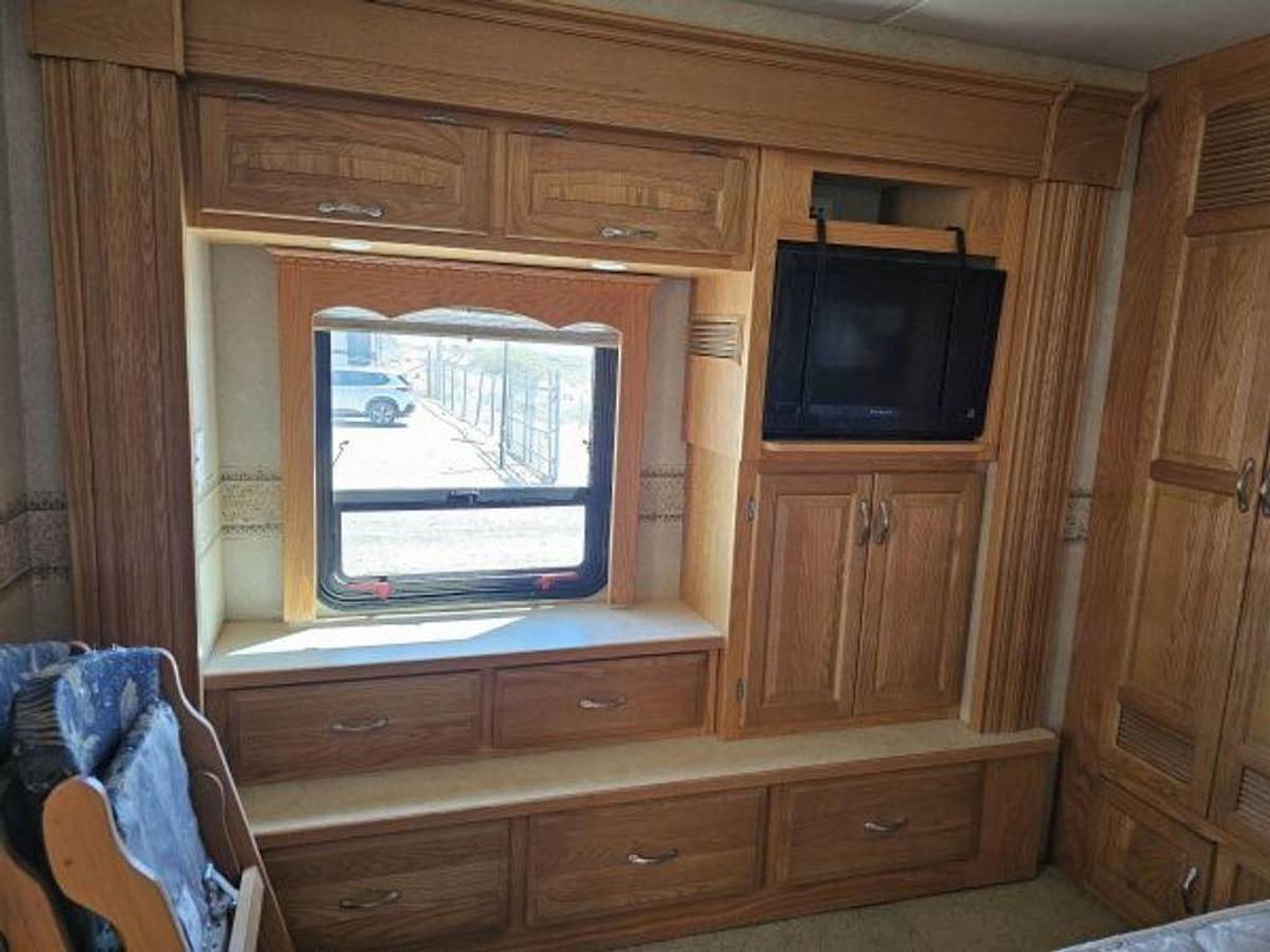 Used 2007 Newmar  KOUNTRY STAR 3916