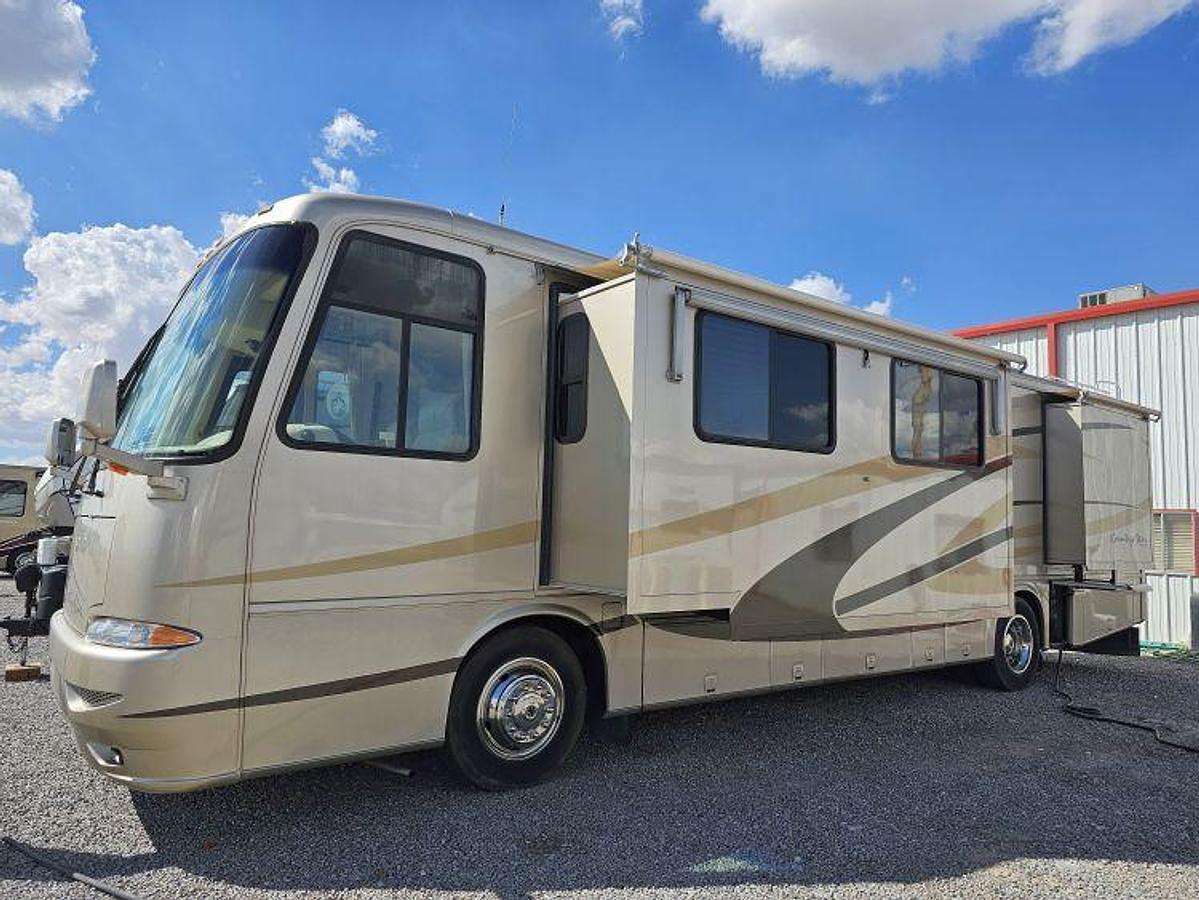 Used 2003 NEWMAR KOUNTRY STAR X LINE 3703 DIESEL PUSHER