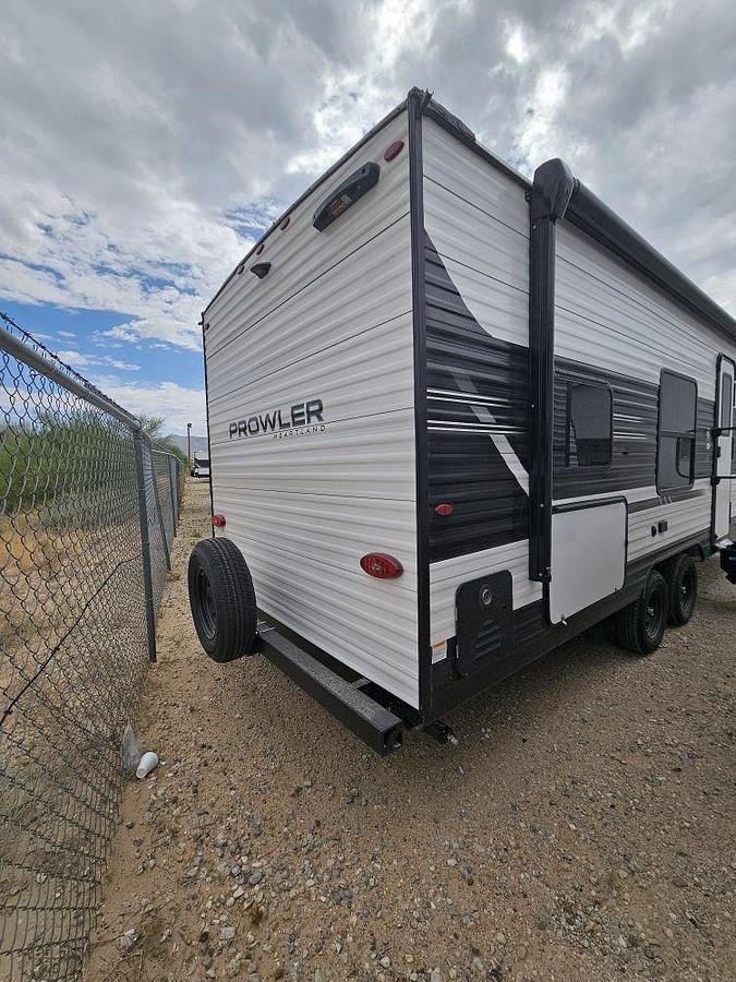 2027 HEARTLAND BY JAYCO PROWLER 2600BH