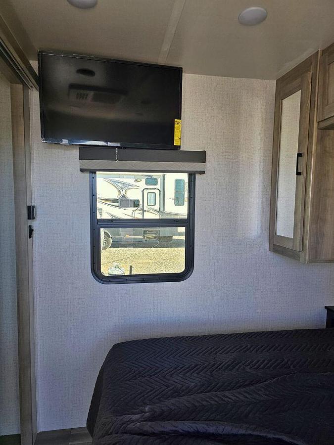 Used 2022 WINNEBAGO VOYAGE 2427RB