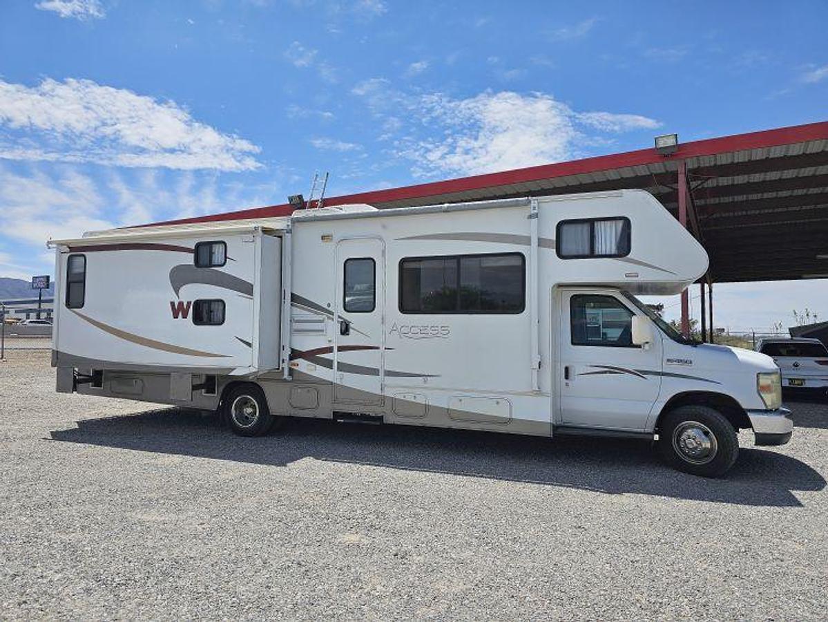 Used 2008 WINNEBAGO ACCESS WF231J
