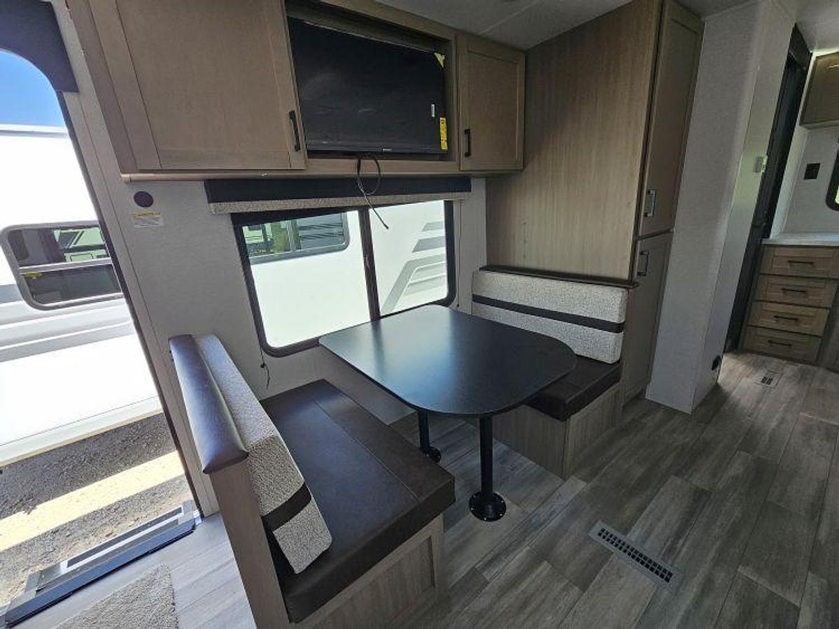 2027 HEARTLAND BY JAYCO PROWLER 2201 MDS