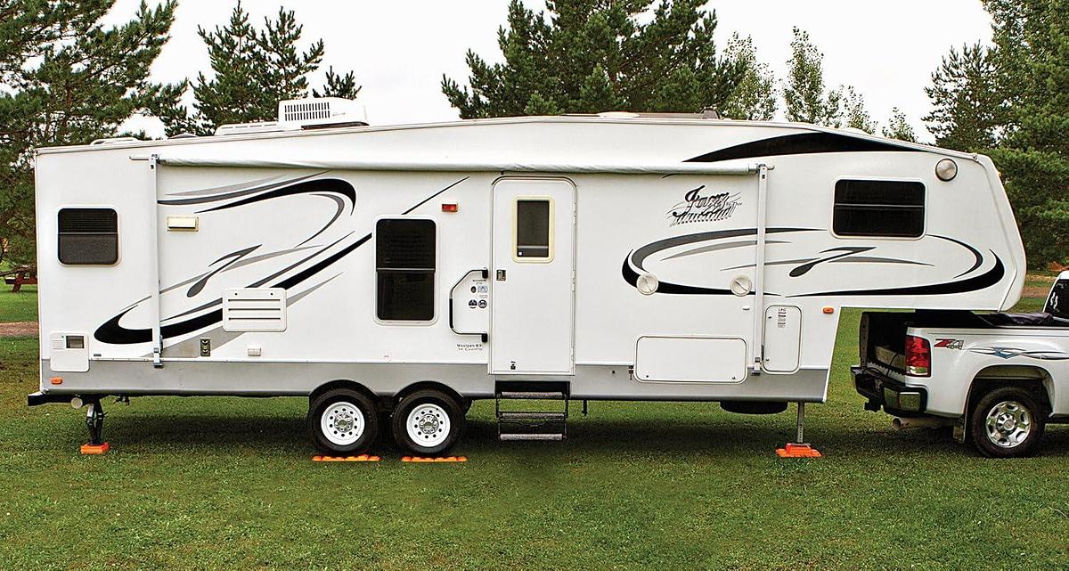 Tri-Lynx 00015 Lynx Levelers - 10 Pack , Orange