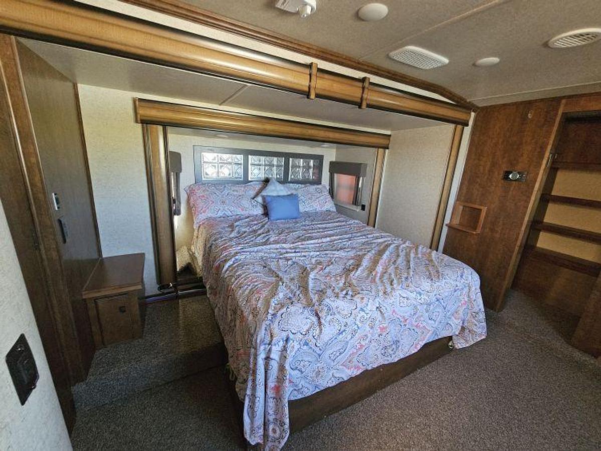 Used 2018 HEARTLAND  BIG COUNTRY 3560 SS