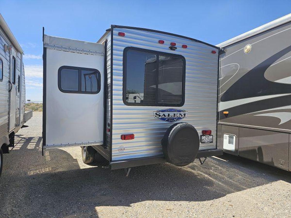 Used 2022 FOREST RIVER SALEM FSX 169RSK