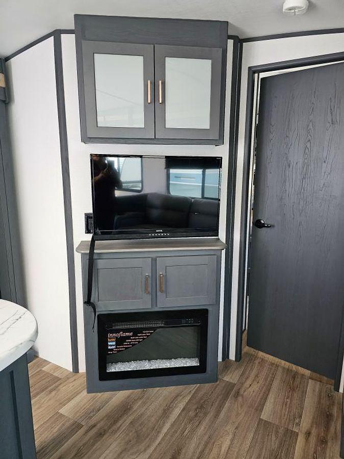 Used 2023 Keystone RV BULLET 330BHS