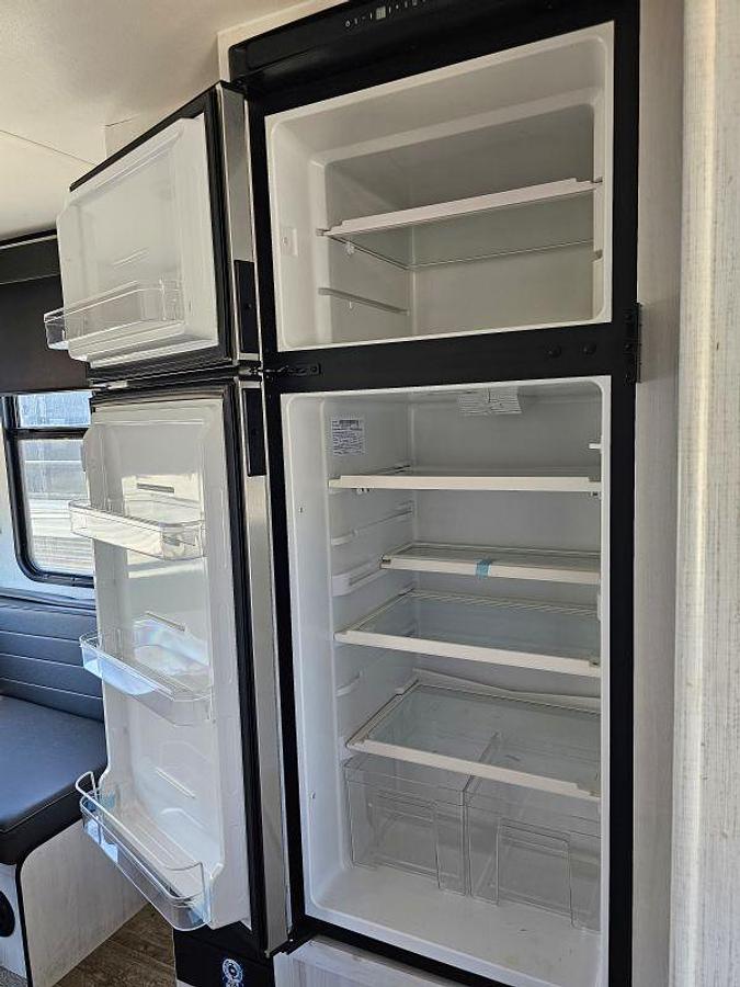 Used 2022 HEARTLAND TRAIL RUNNER 21JM