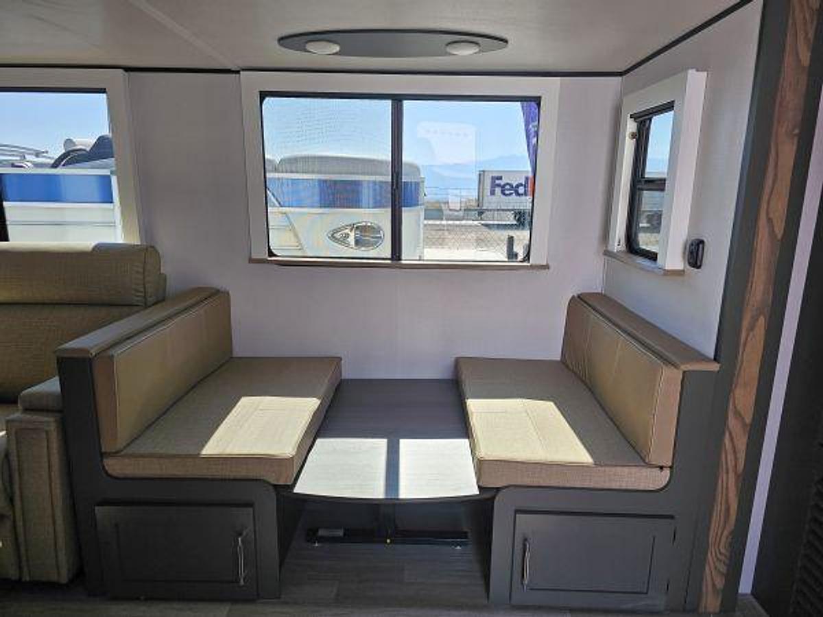 2026 Keystone RV BULLET PREMIUM 330BKQ