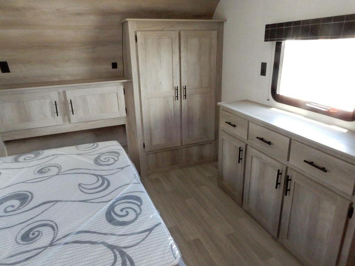 2024 KZ RV Sportsmen SE 292RBKSE