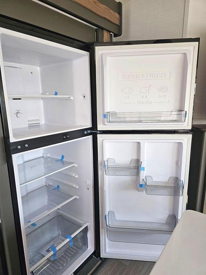 2026 Keystone RV BULLET PREMIUM 330BKQ