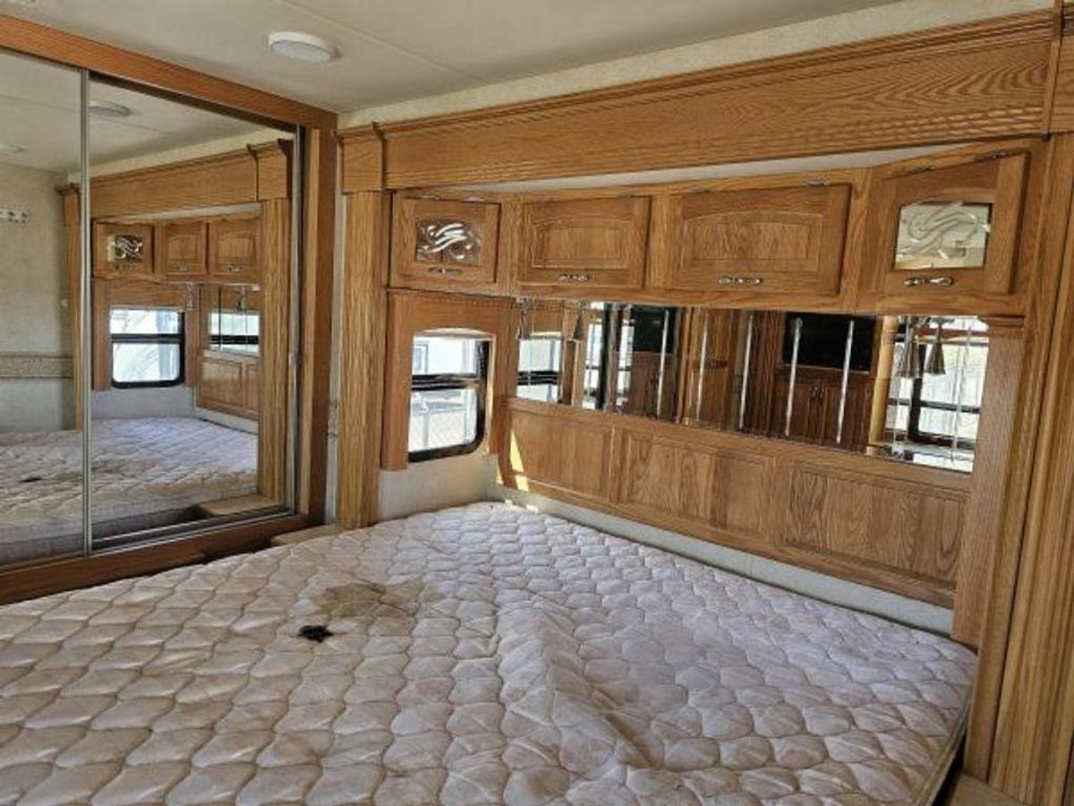 Used 2007 Newmar  KOUNTRY STAR 3916