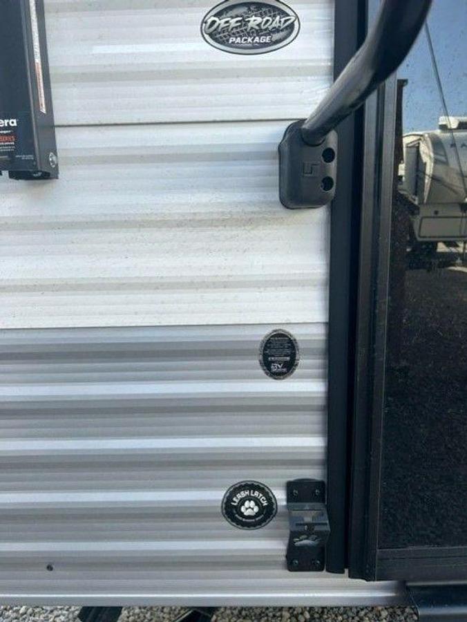 2025 KZ RV Sportsmen Classic 160QB