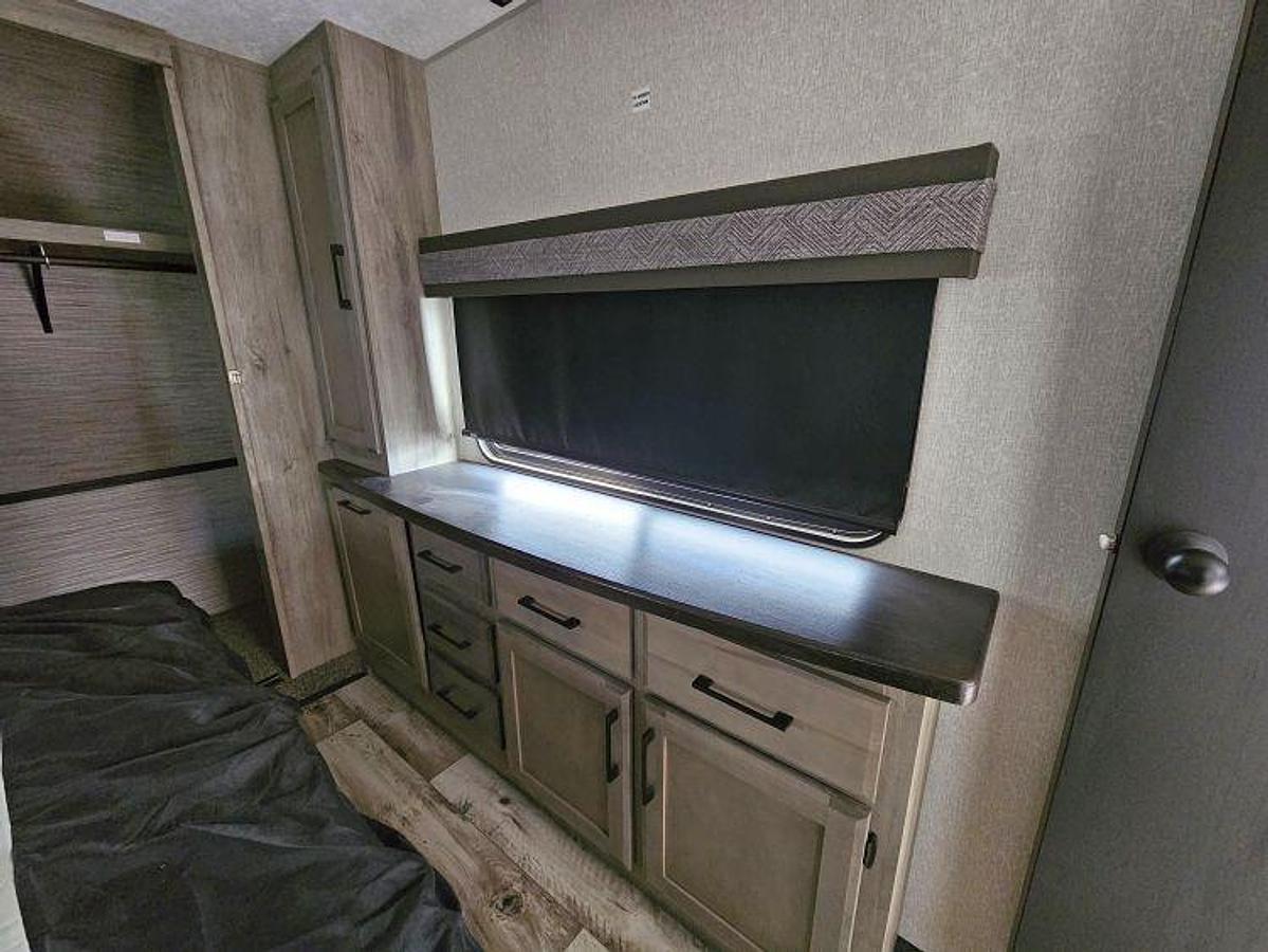 Used 2022 KZ RV DURANGO 301RLT