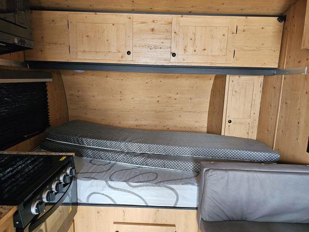 Used 2025 Sunset Park RV SUNLITE 16BH