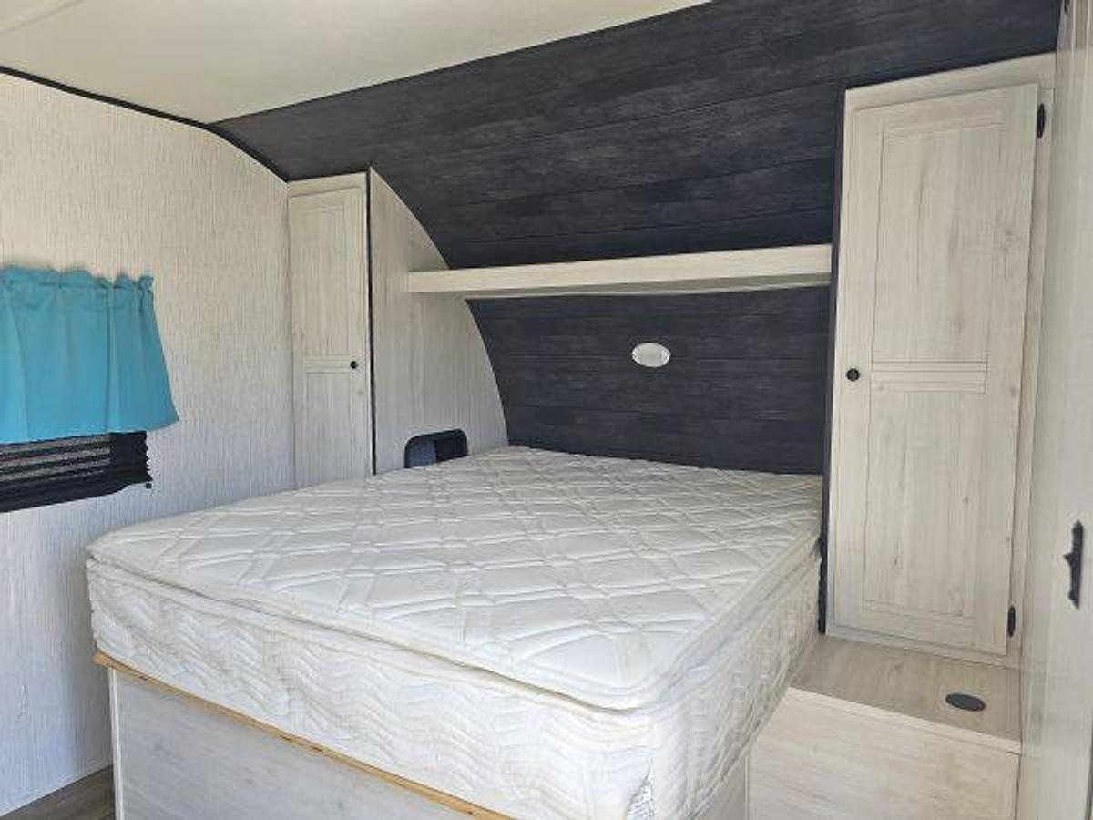 Used 2022 HEARTLAND TRAIL RUNNER 21JM