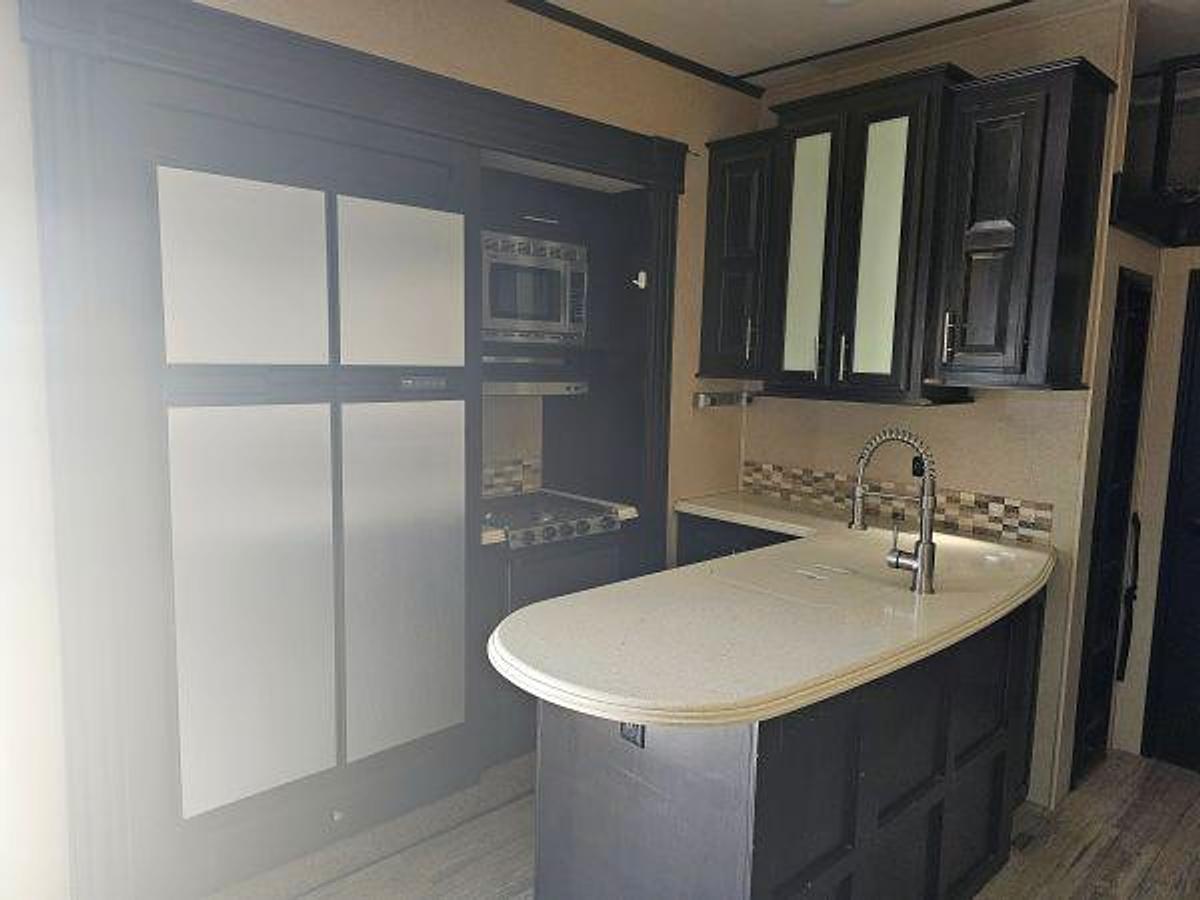 Used 2016 Jayco Seismic Wave 412W