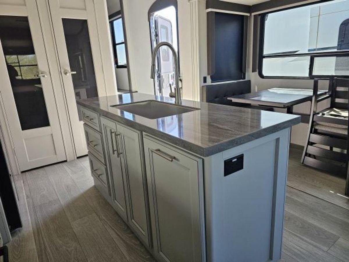 2025 Keystone RV Cougar 355FBS