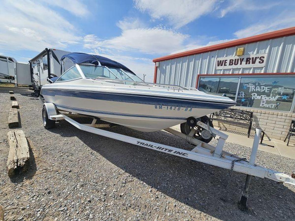 Used 1989 SEA RAY  180B