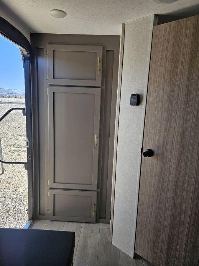 2025 KZ RV Sportsmen Classic 130RB