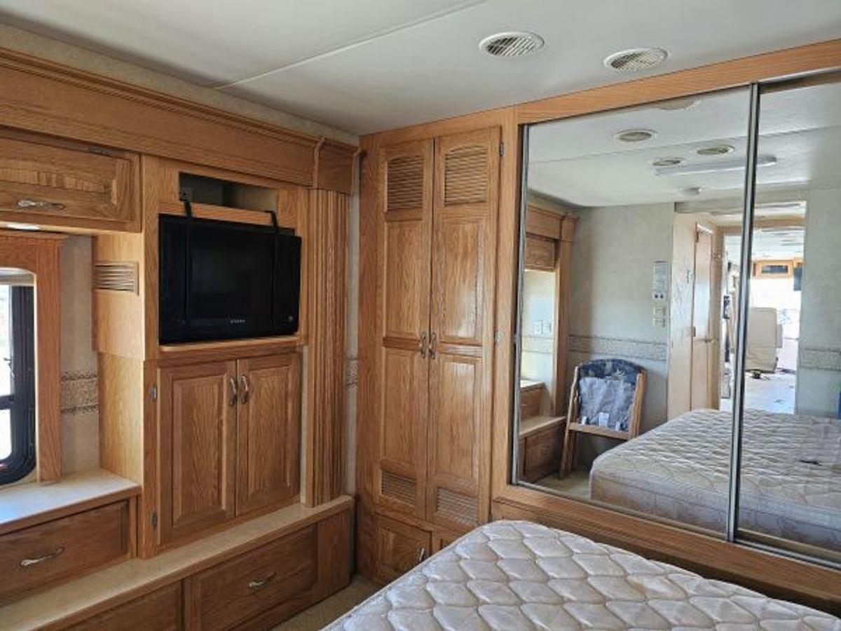 Used 2007 Newmar  KOUNTRY STAR 3916