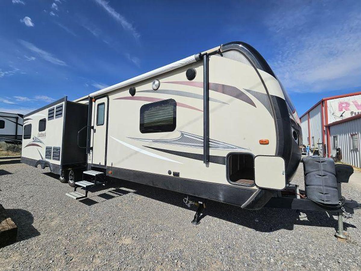 Used 2016 Keystone RV OUTBACK 326RL