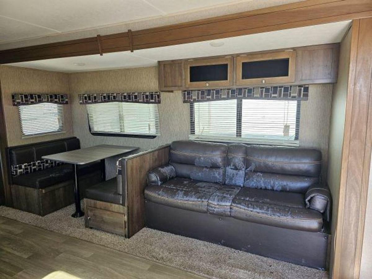 Used 2018 Coleman RV Lantern - Conventional 286RK