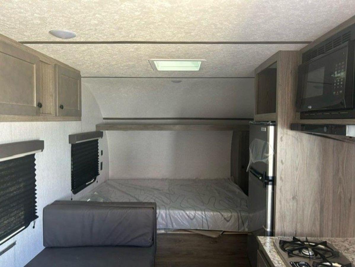 2025 Sunset Park RV Sun Lite LTD 19BH LTD