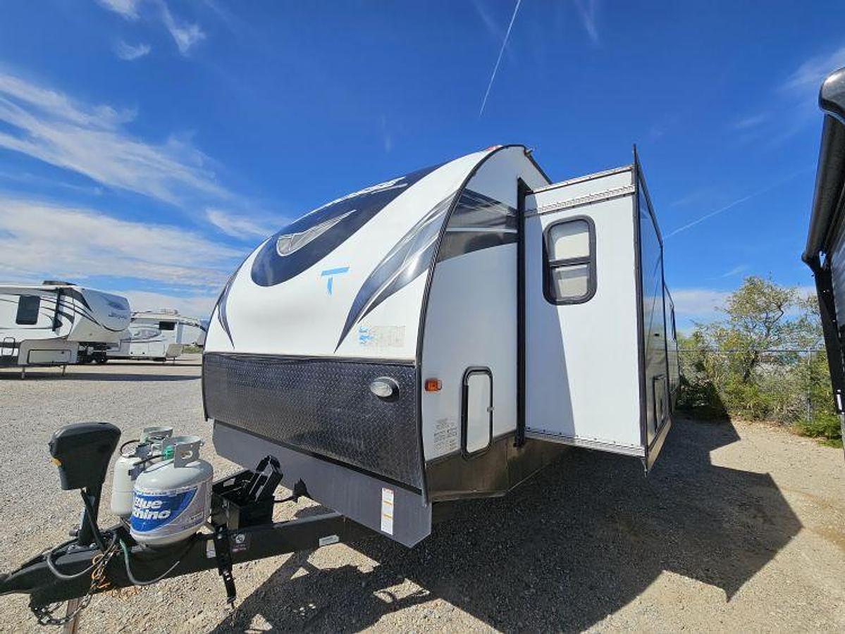 Used 2020 PRIME TIME LACROSSE 3399SE