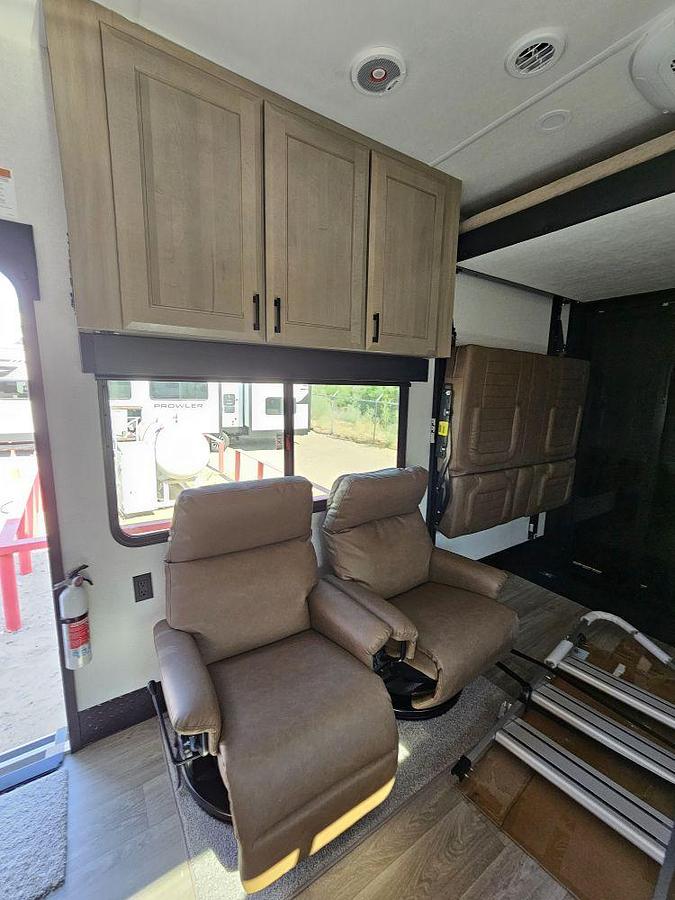 2027 HEARTLAND BY JAYCO CYCLONE 2214