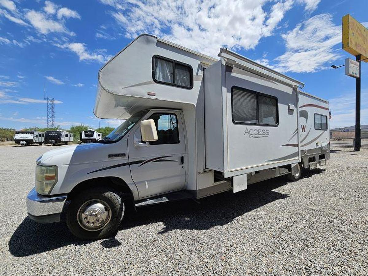Used 2008 WINNEBAGO ACCESS WF231J