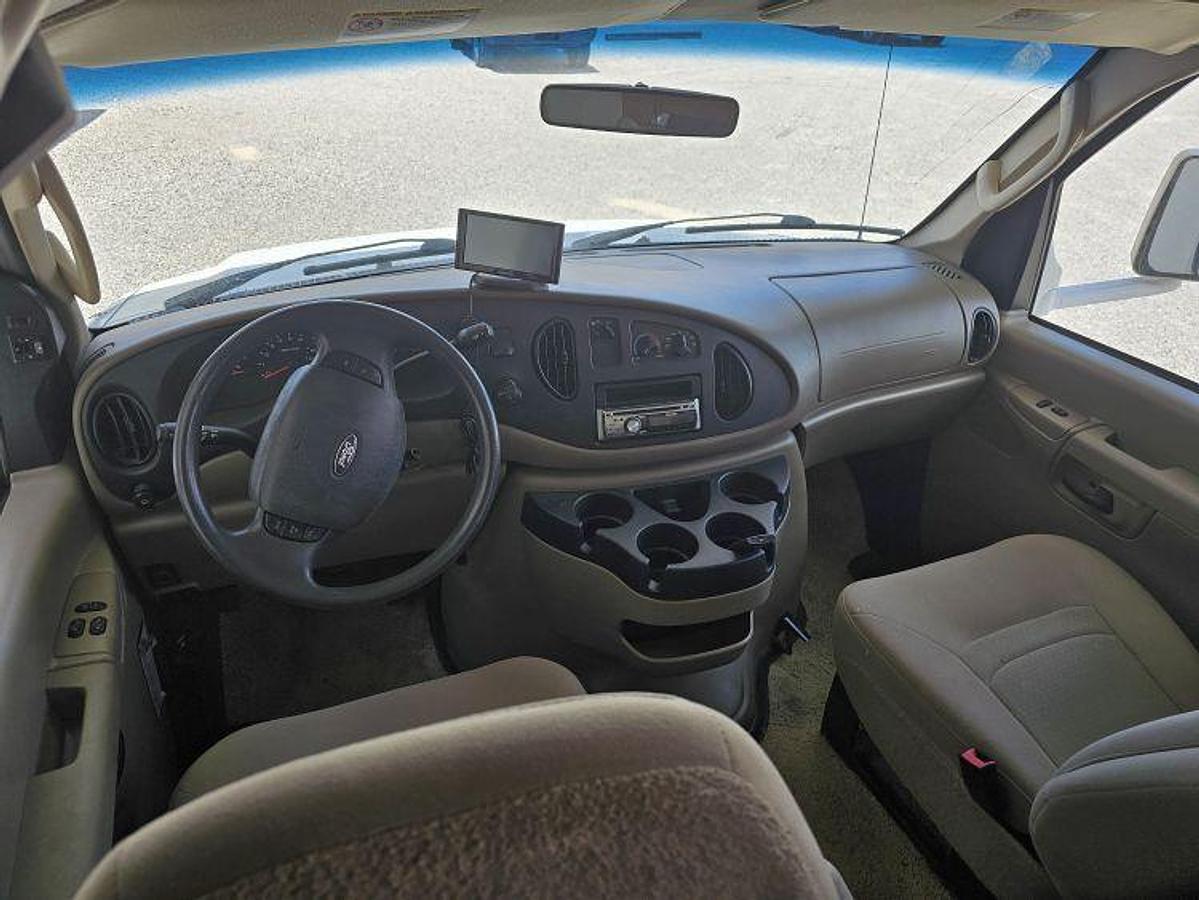 Used 2008 WINNEBAGO ACCESS WF231J