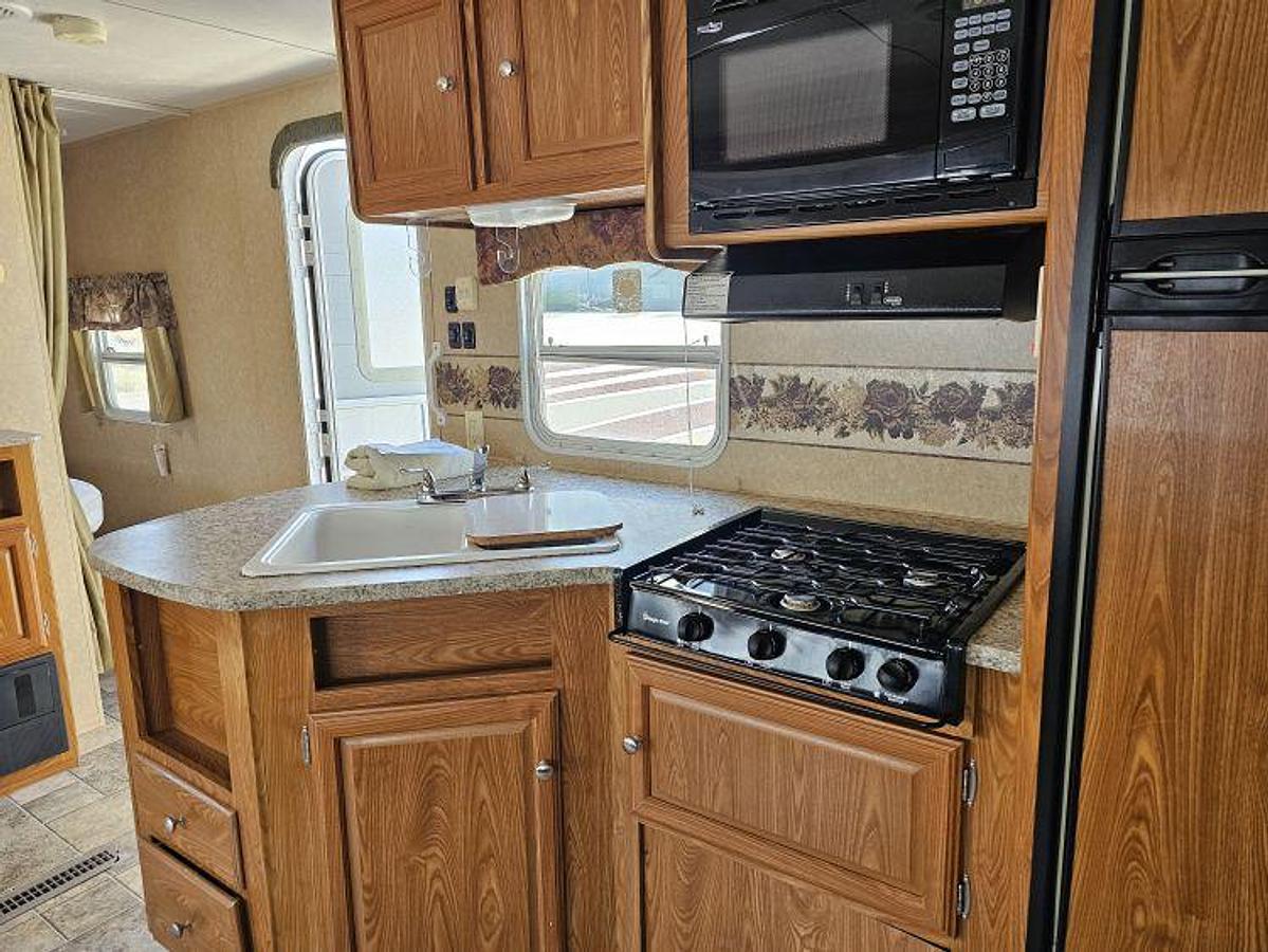 Used 2010 DUTCHMEN SPORT 26B-DSL