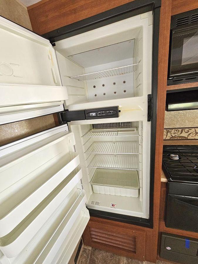 Used 2012 KZ RV SPREE 280RLS