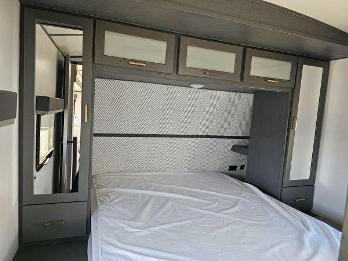 Used 2023 Keystone RV BULLET 330BHS