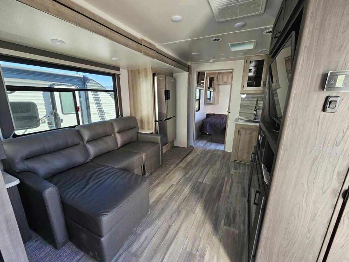 Used 2022 WINNEBAGO VOYAGE 2427RB