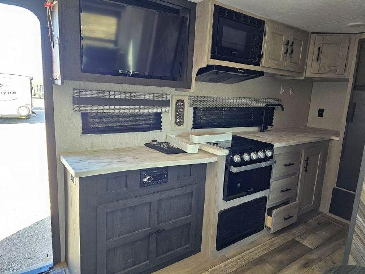 Used 2022 KZ RV CONNECT SE 191MBSE