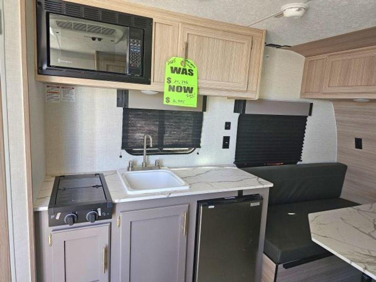 2025 KZ RV Sportsmen Classic 130RB