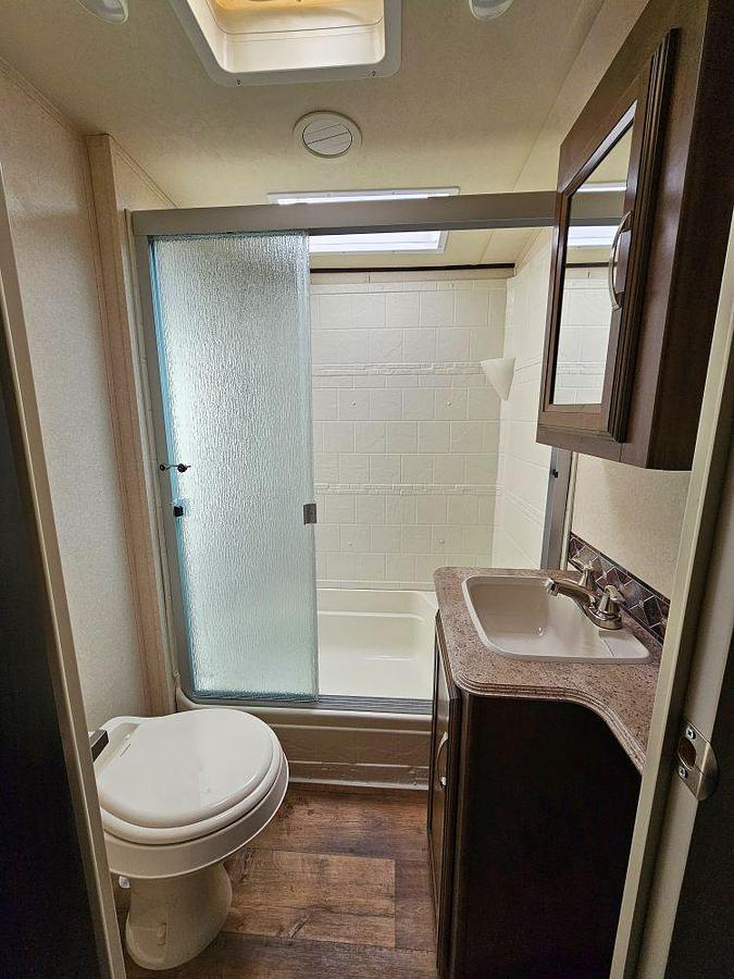 Used 2018 FOREST RIVER SALEM HEMISPHERE 356QB