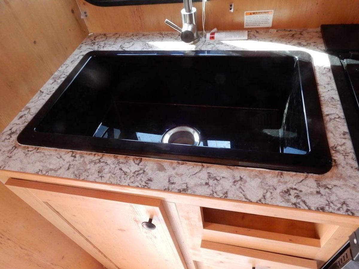 2025 Sunset Park RV Sun-Lite 16BH