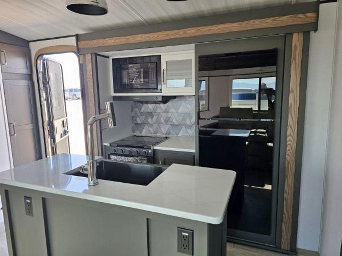 2026 Keystone RV BULLET 330BKQ