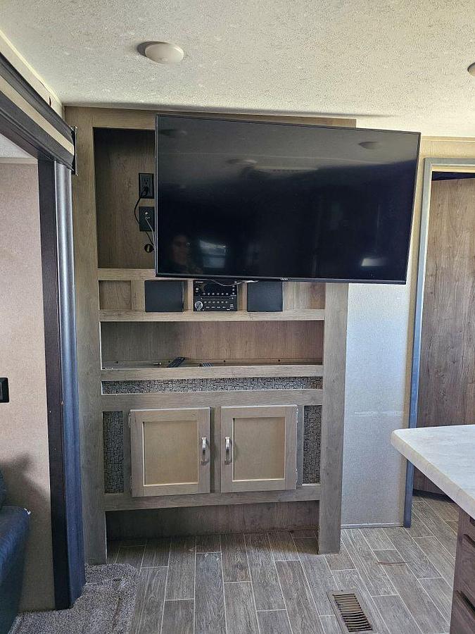 Used 2020 FOREST RIVER PALOMINO PUMA 32RBFQ