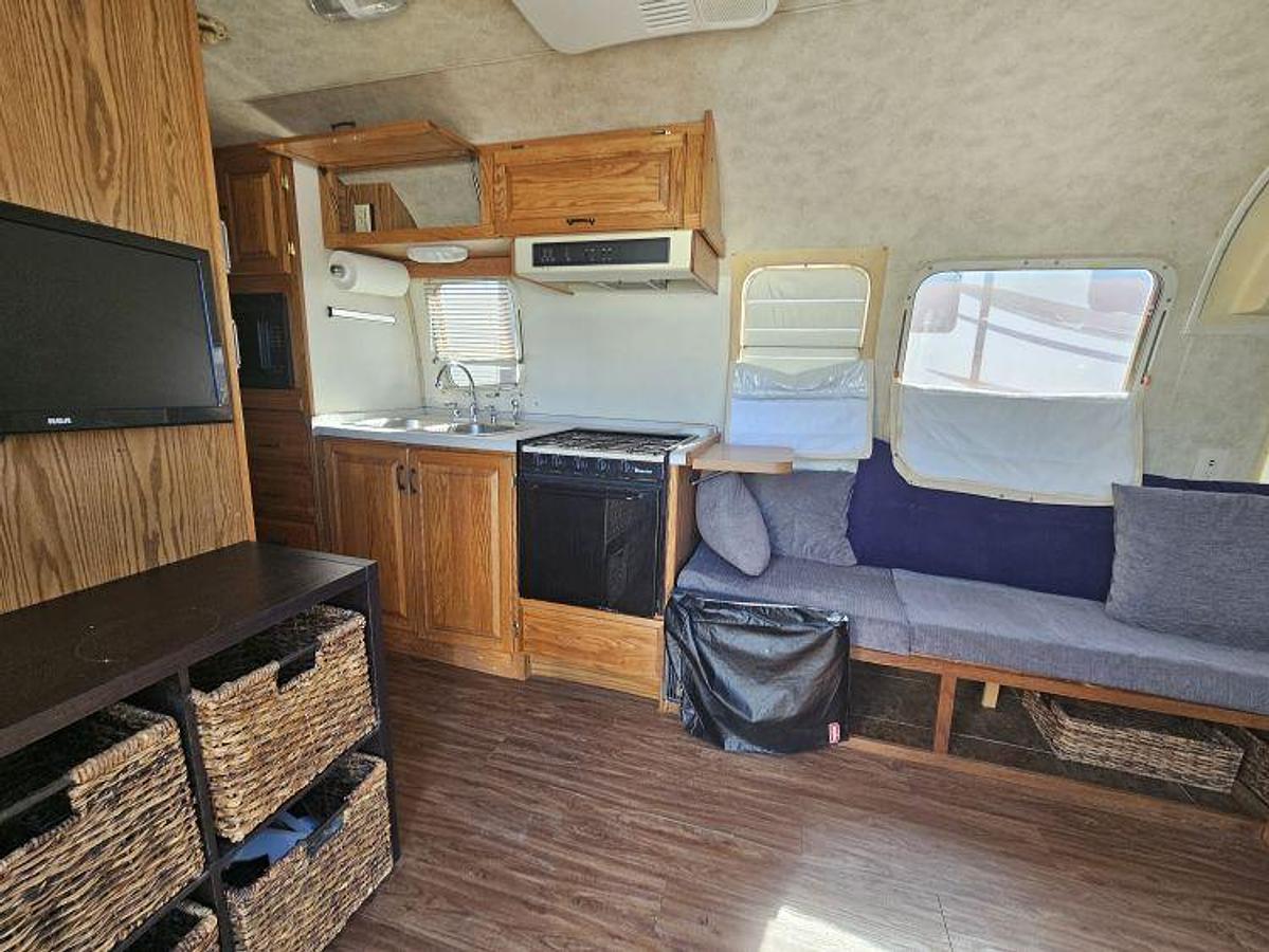 Used 1993 AIRSTREAM EXCELLA 29