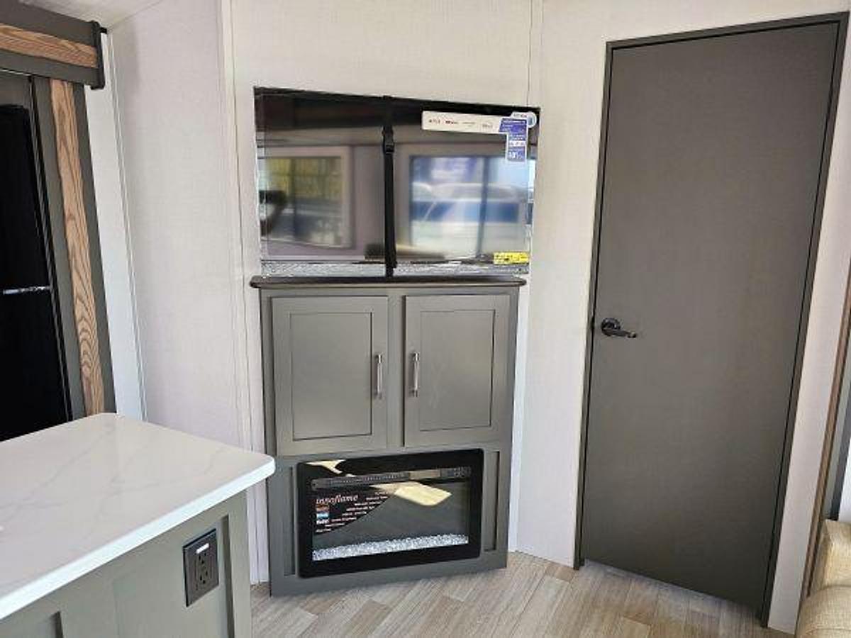 2026 Keystone RV BULLET PREMIUM 330BKQ