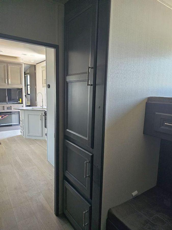 2025 Keystone RV Cougar Half-Ton 32BHS