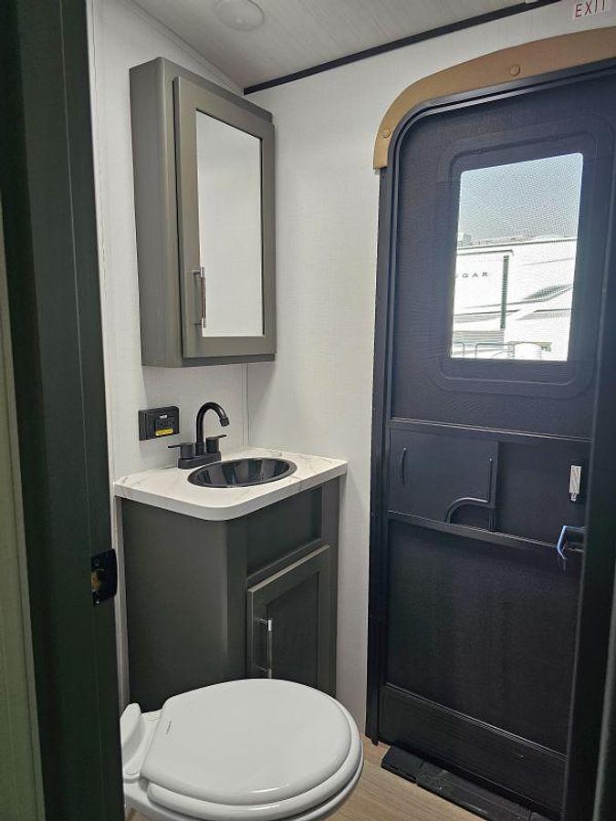 2026 Keystone RV BULLET PREMIUM 330BKQ