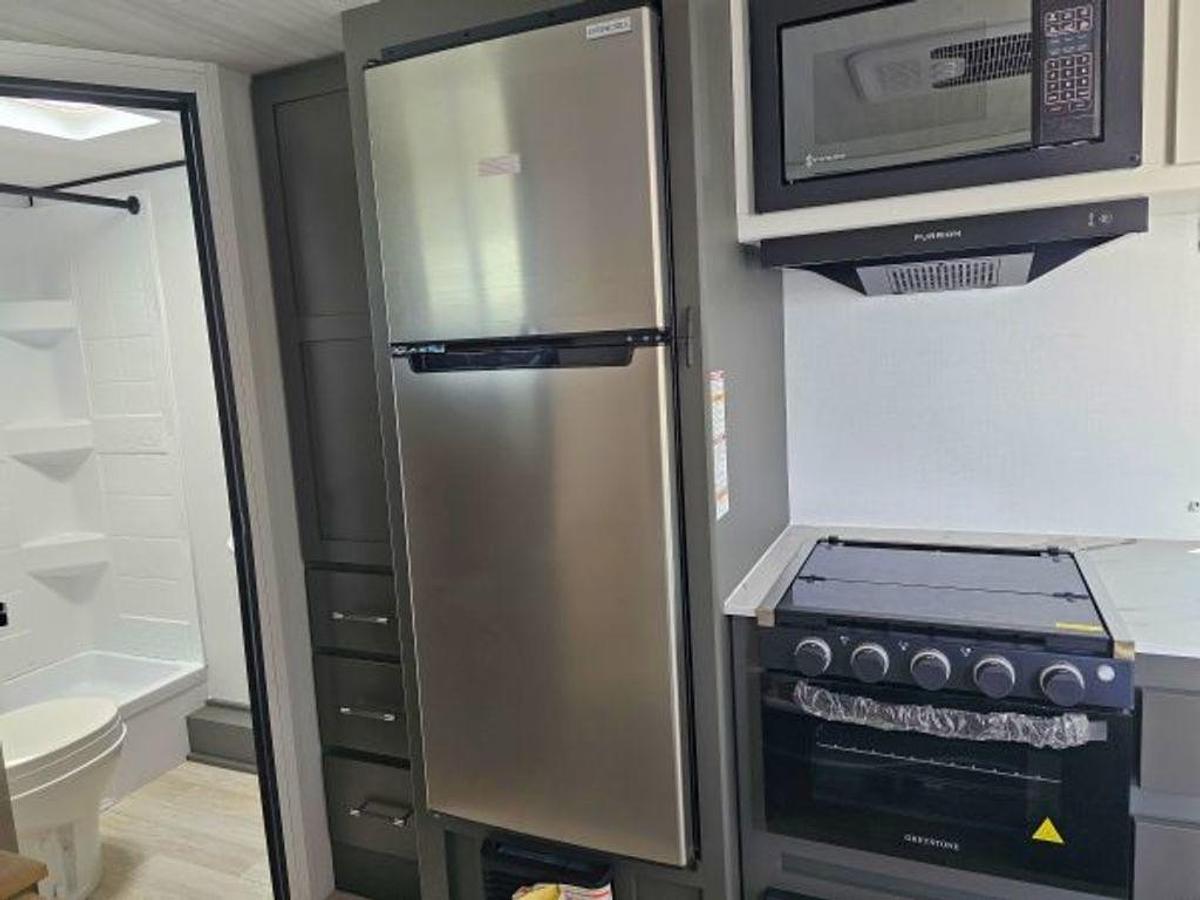 2025 Keystone RV Bullet Classic Travel Trailers 2140BH