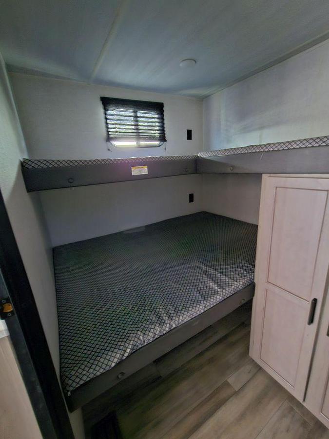 Used 2024 Keystone RV HIDEOUT 291BR