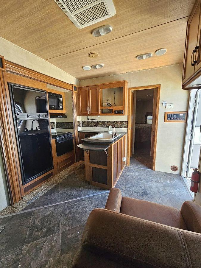 Used 2013 Keystone RV RAPTOR 26FS