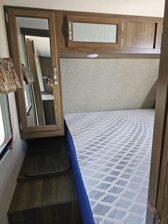 Used 2019 Keystone RV BULLET 243BHS